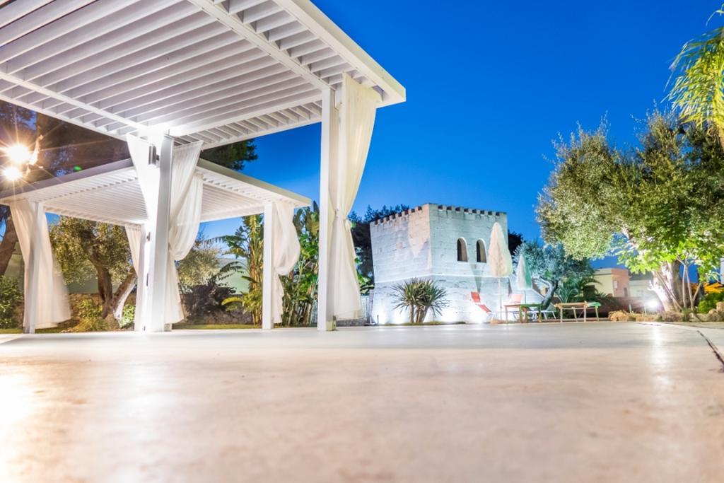 Resort Villa Hermosa ポルト・チェザーレオ エクステリア 写真