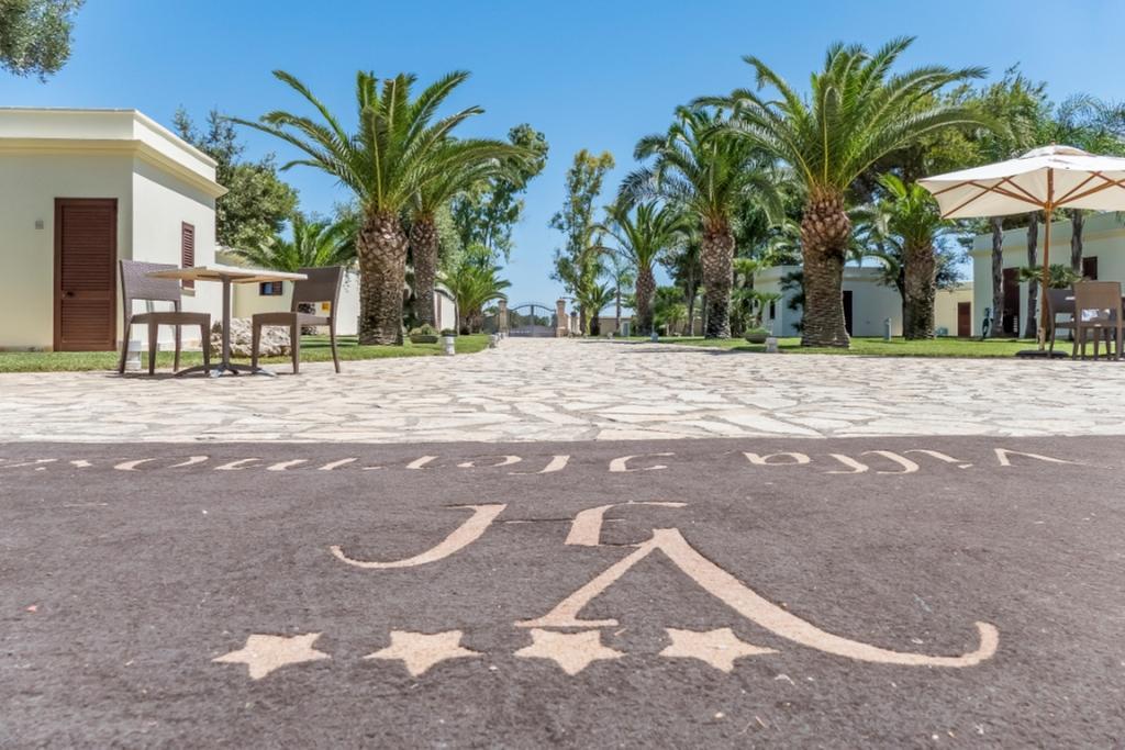 Resort Villa Hermosa ポルト・チェザーレオ エクステリア 写真